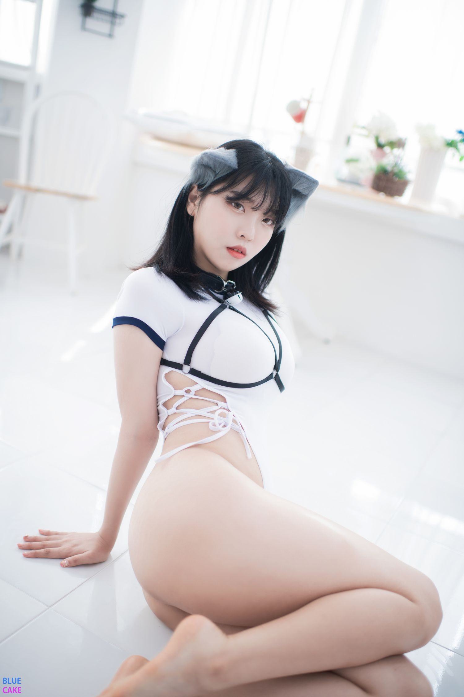 BLUECAKE 韩国美少女模特性感写真 Song Hana Strange Cat (67)