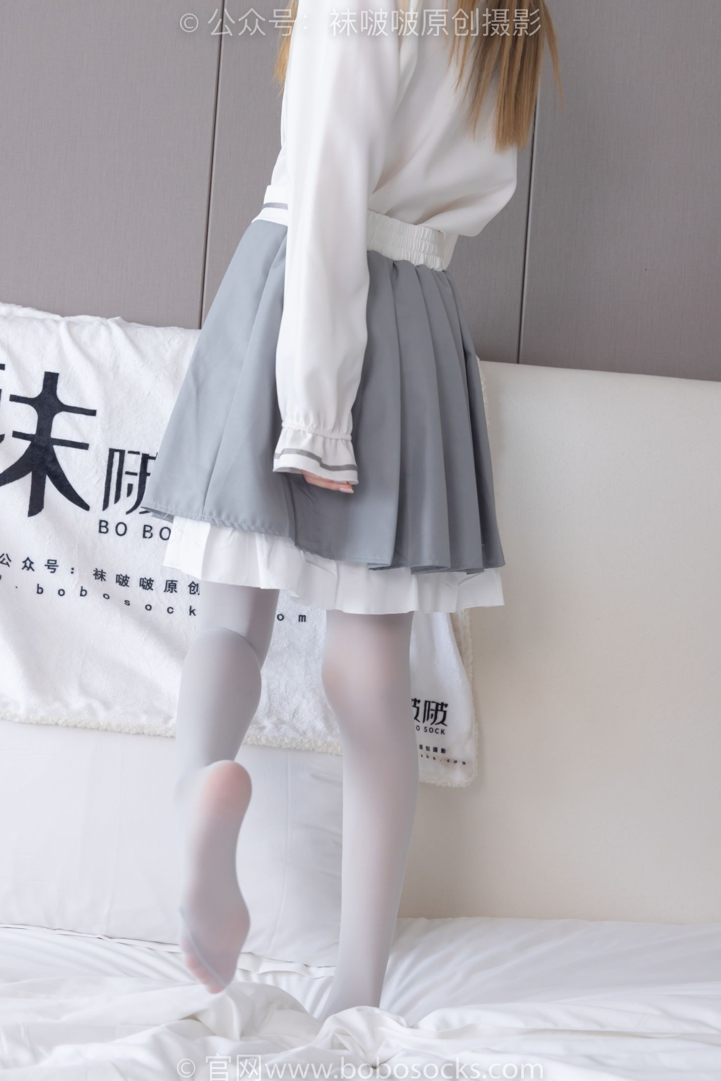 BoBoSocks袜啵啵美少女丝袜美脚写真第No.213期稚予黑皮鞋厚灰丝 (92)