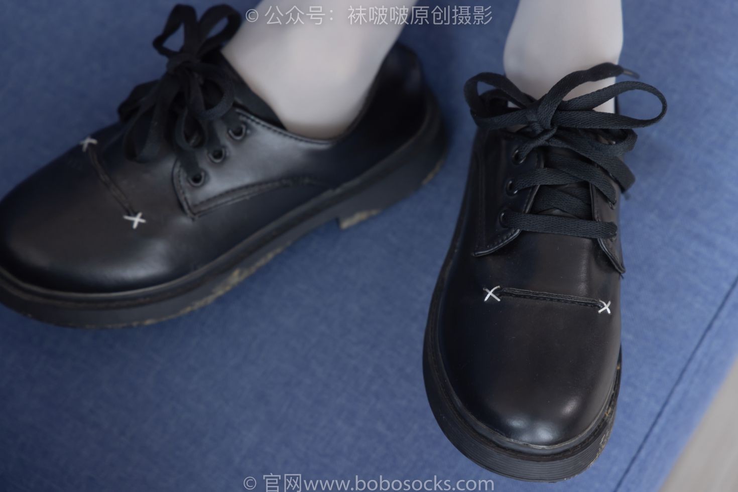 BoBoSocks袜啵啵美少女丝袜美脚写真第No.213期稚予黑皮鞋厚灰丝 (17)