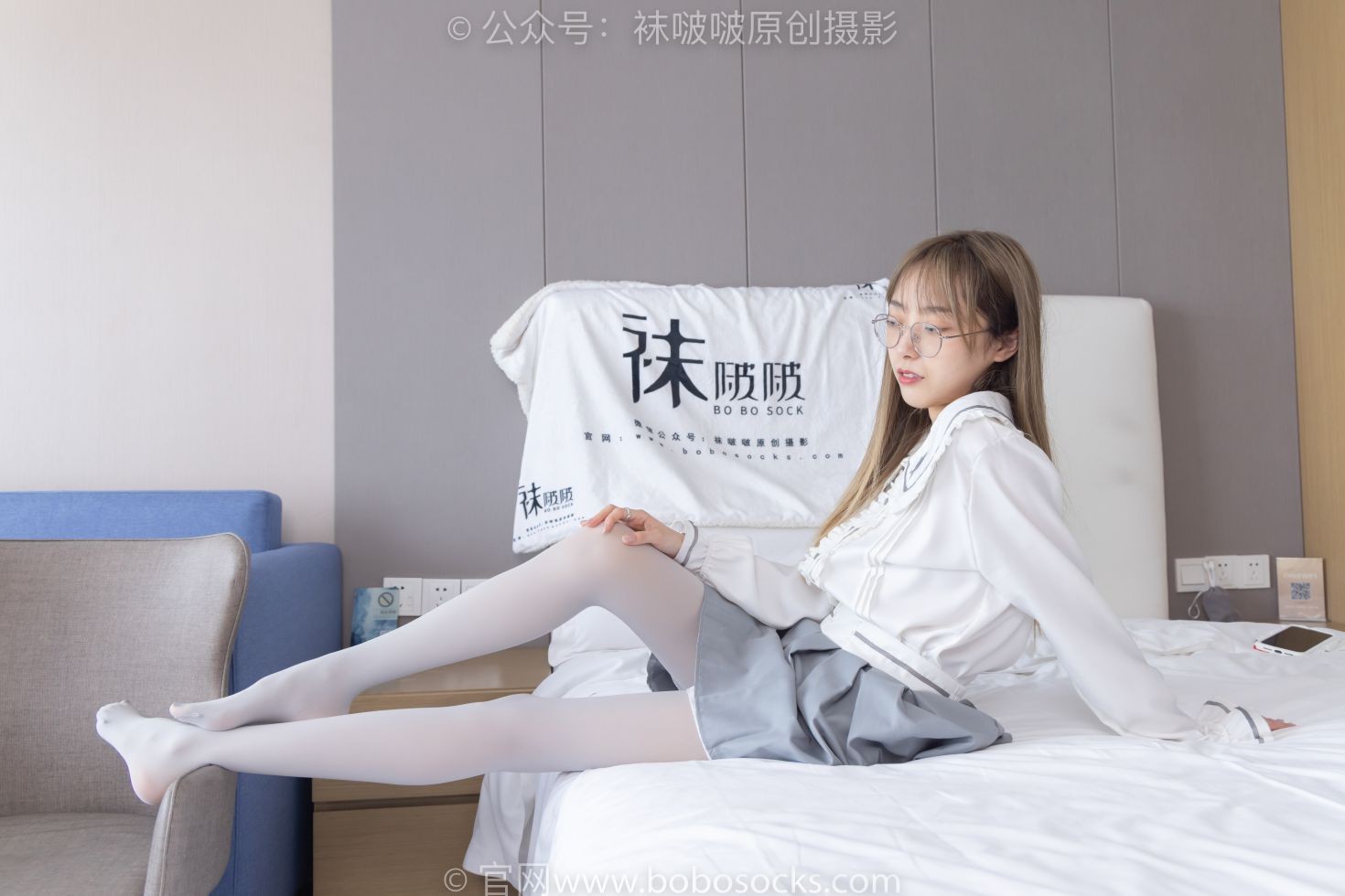 BoBoSocks袜啵啵美少女丝袜美脚写真第No.213期稚予黑皮鞋厚灰丝 (110)