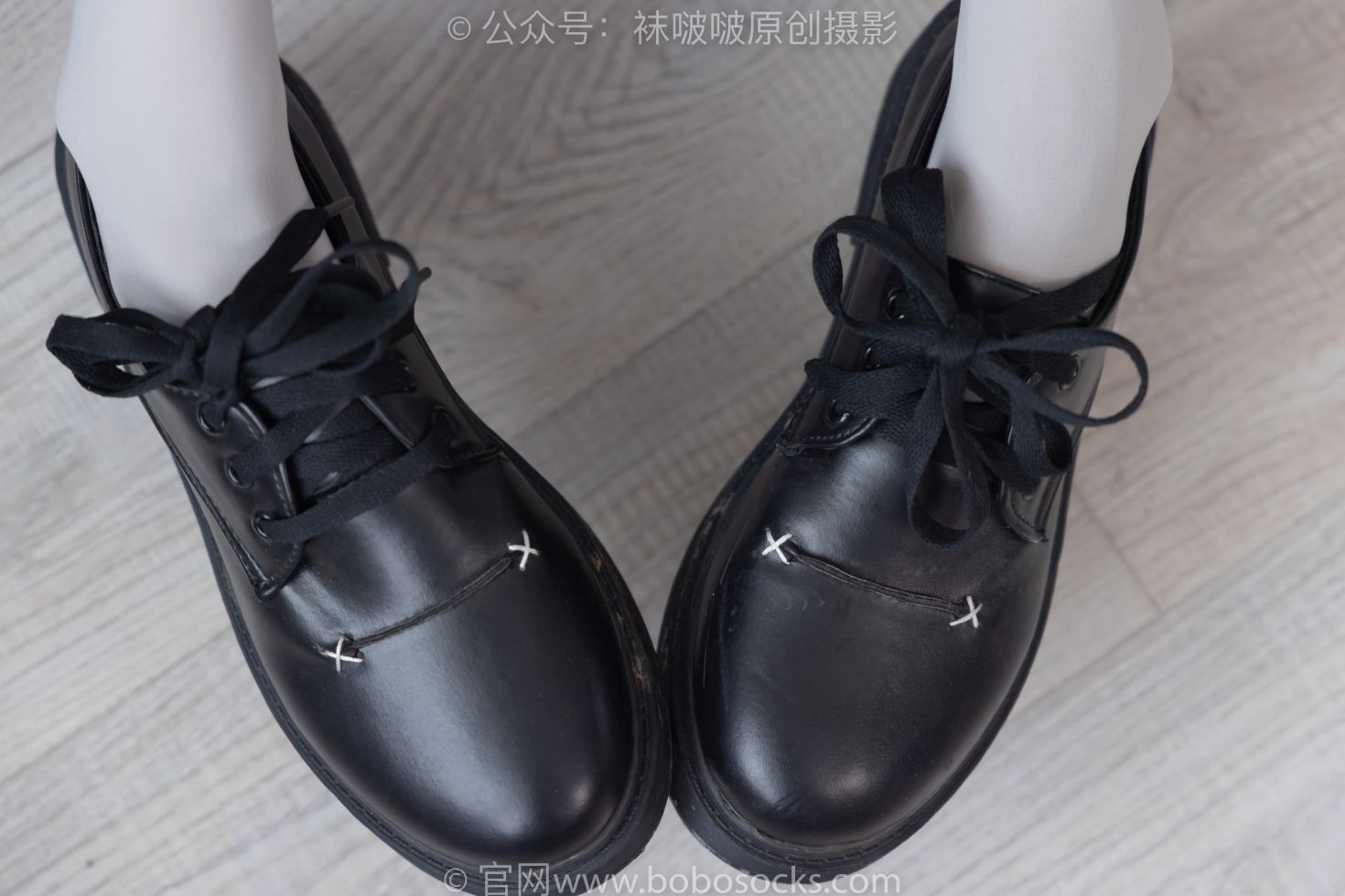 BoBoSocks袜啵啵美少女丝袜美脚写真第No.213期稚予黑皮鞋厚灰丝 (20)