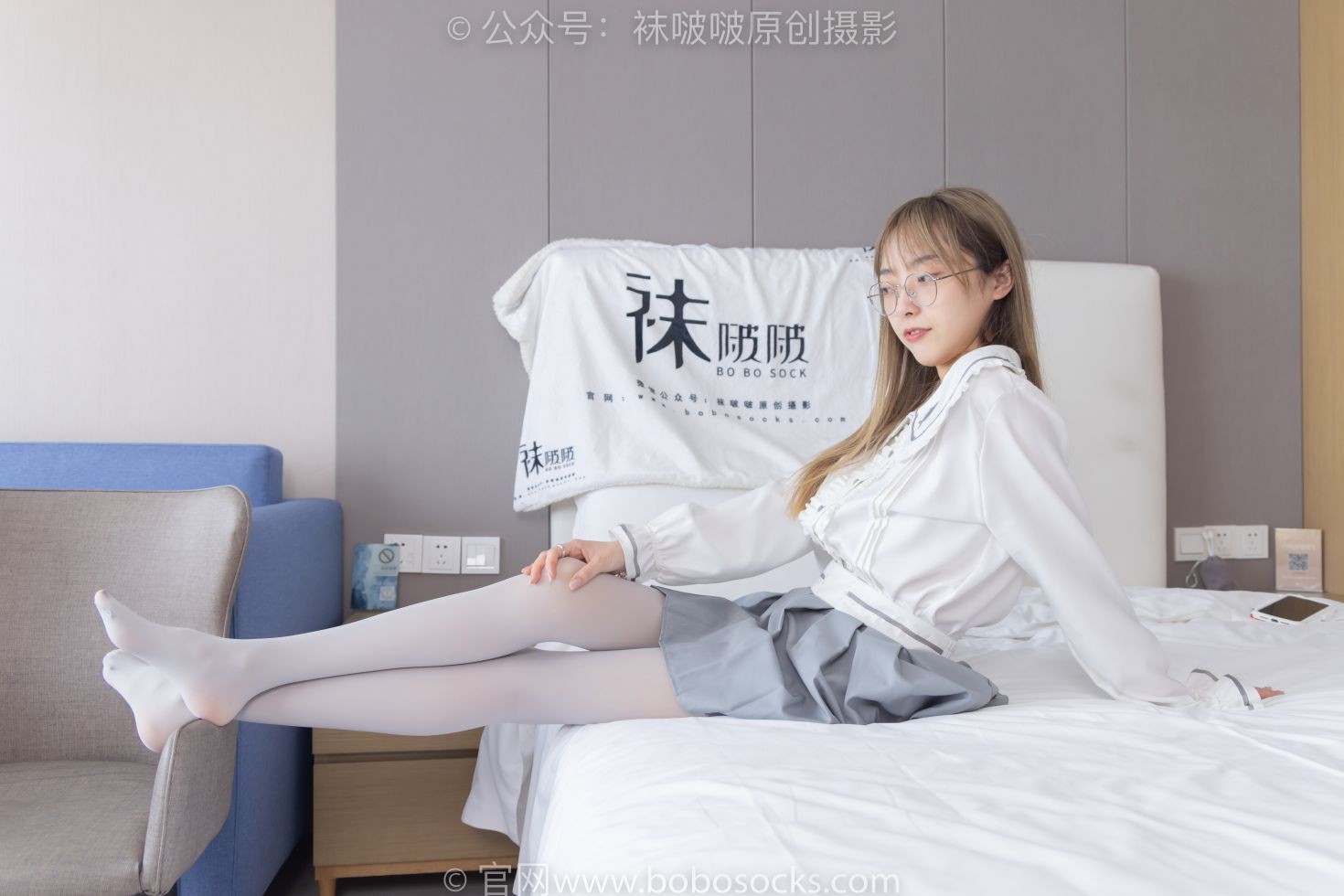 BoBoSocks袜啵啵美少女丝袜美脚写真第No.213期稚予黑皮鞋厚灰丝 (109)