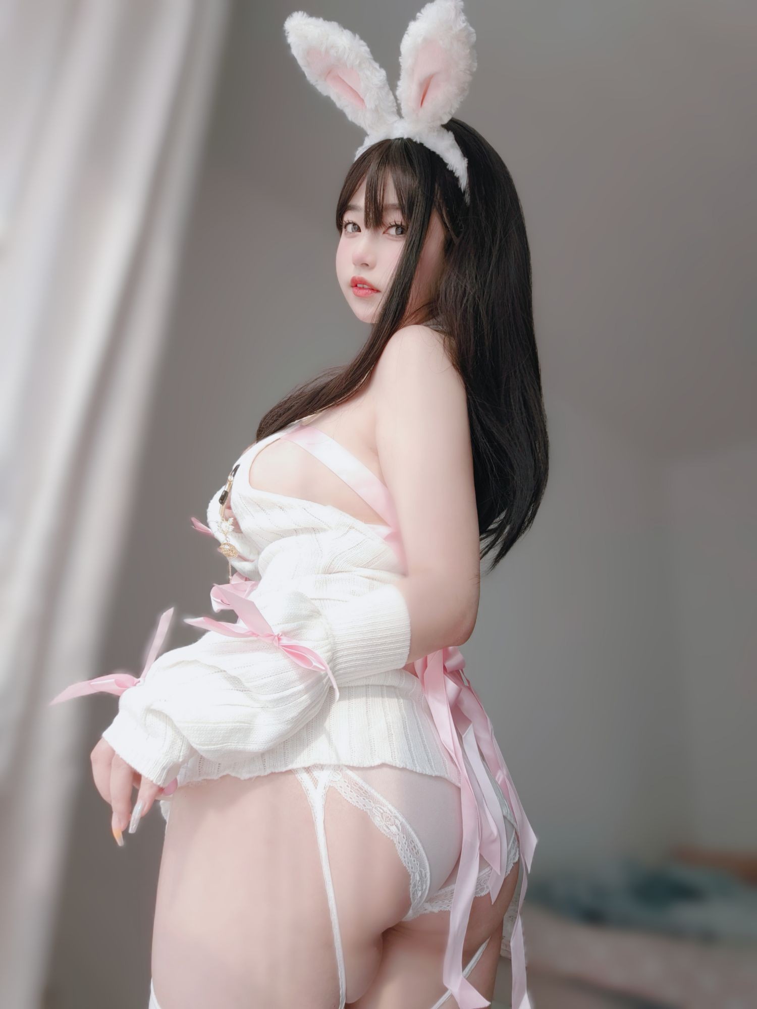 美女动漫博主女主K性感Cosplay写真白丝兔女郎 (22)