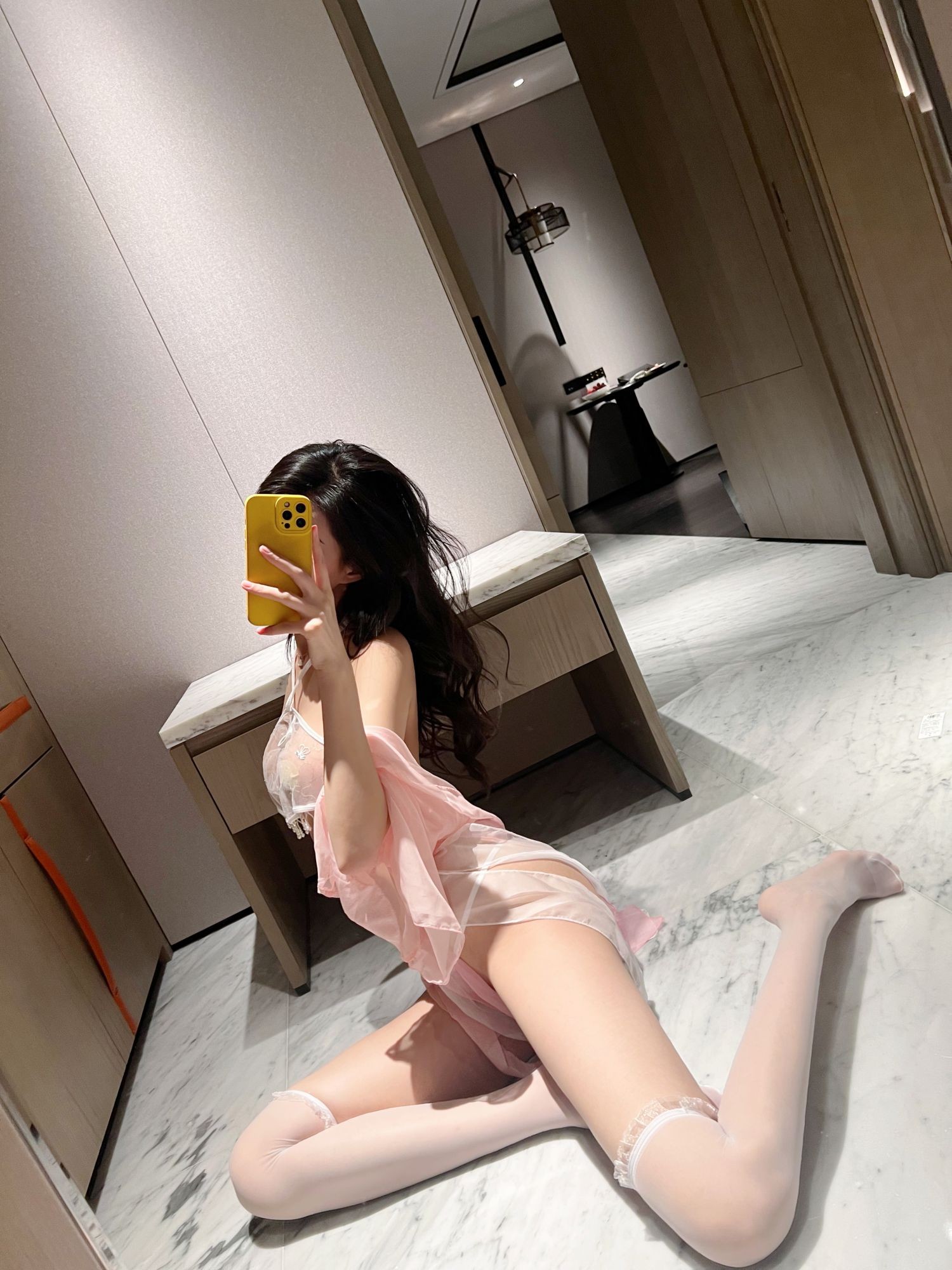 葛征GEZHENG美女网红性感自拍私摄写真图片御姐仙女腿精 (2)